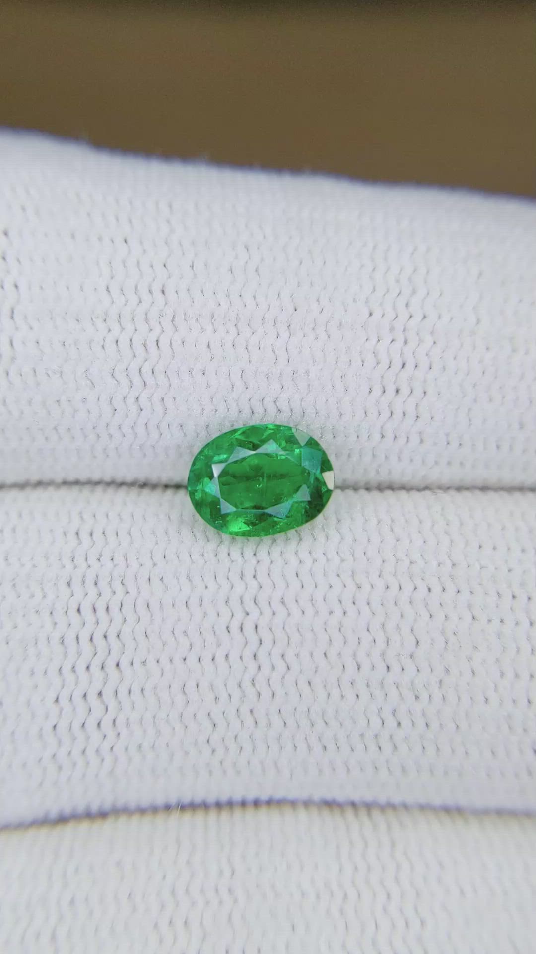 1.14 Ct. Emerald from Colombia Size Video