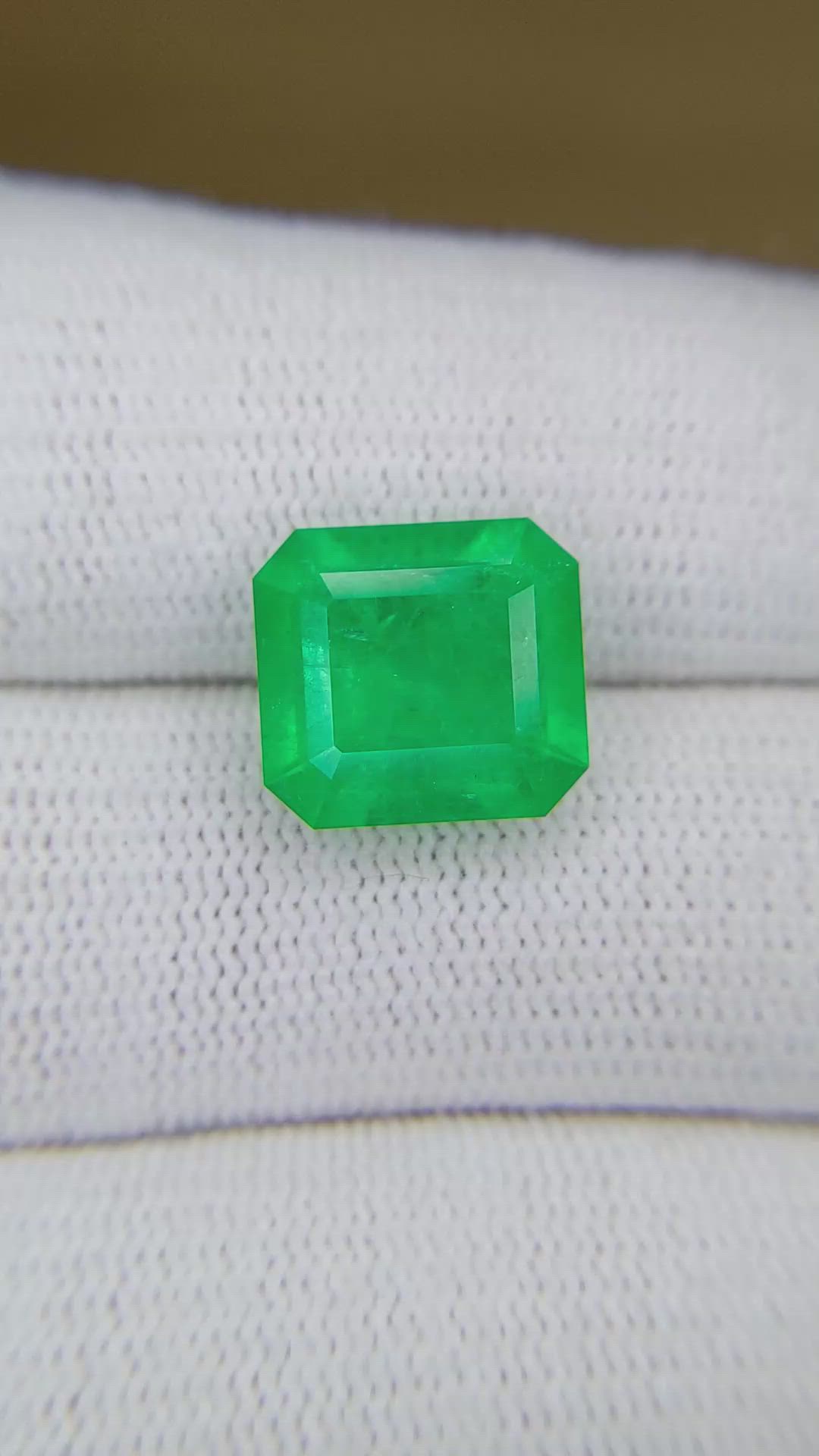 6.25 Ct. Emerald from Colombia Size Video