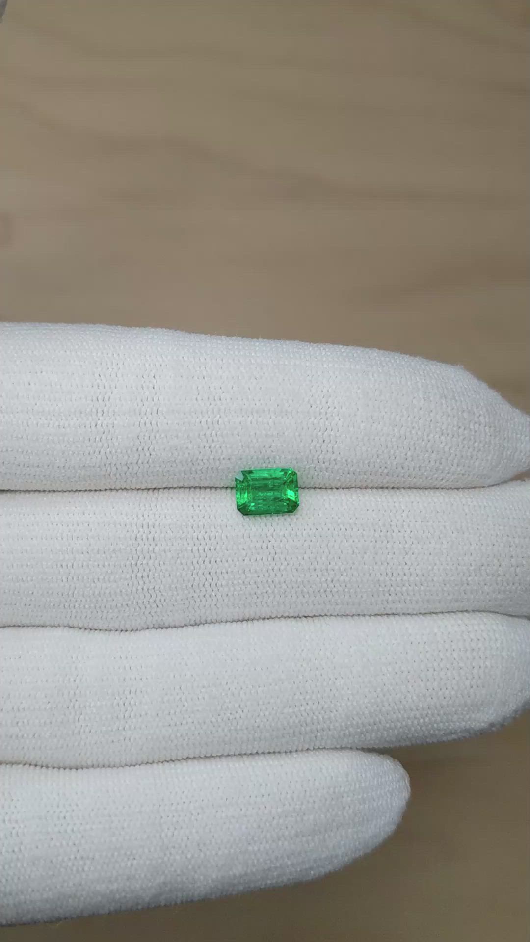 1.11 Ct. Emerald from Colombia Size Video