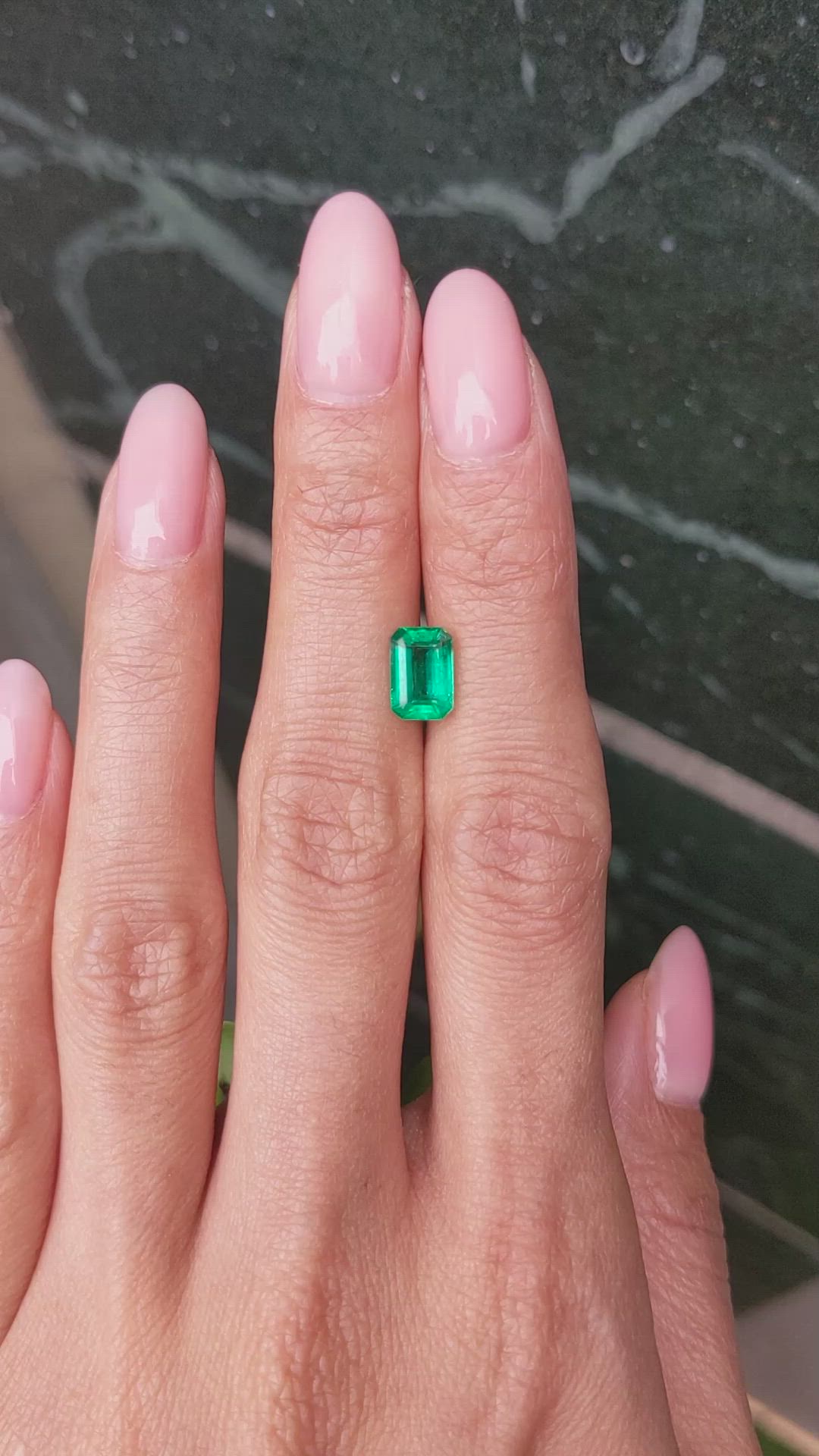 1.50 Ct. Emerald from Colombia Size Video