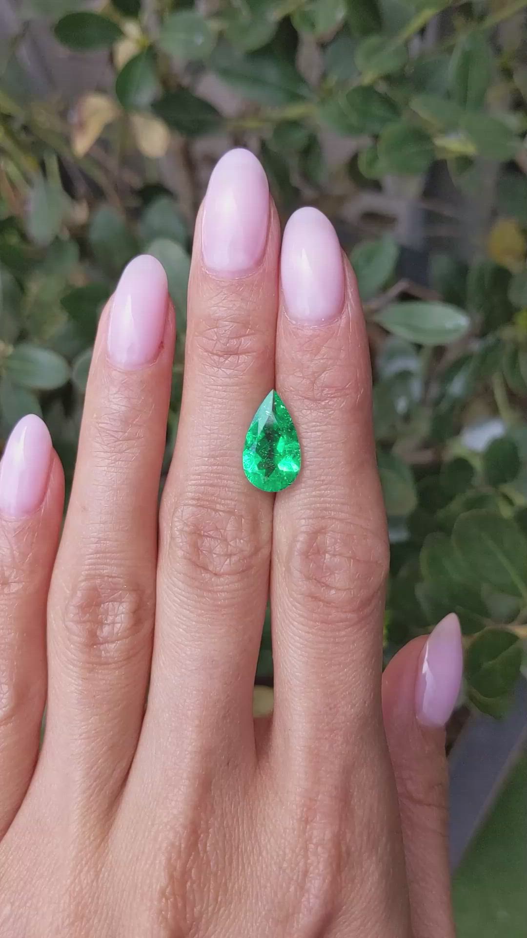 2.96 Ct. Emerald from Colombia Size Video