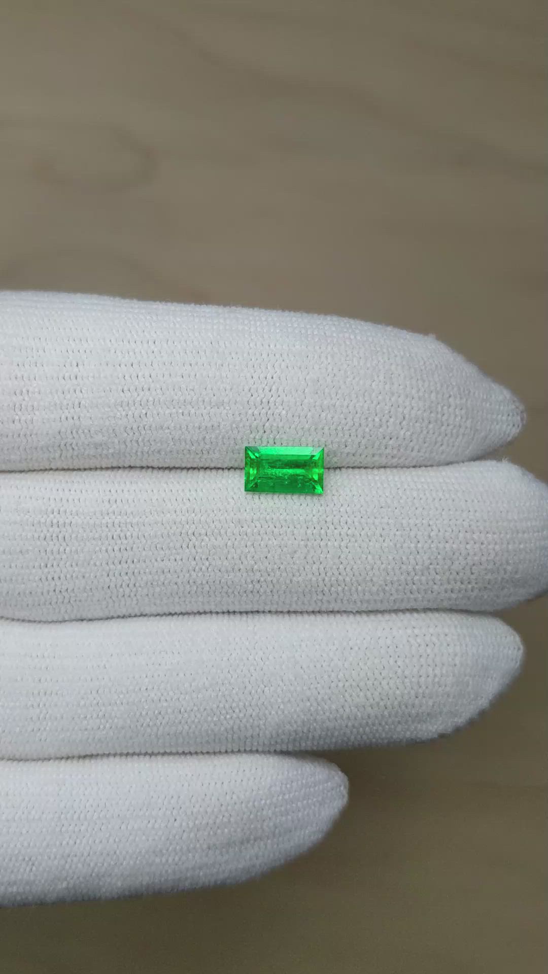1.07 Ct. Emerald from Colombia Size Video
