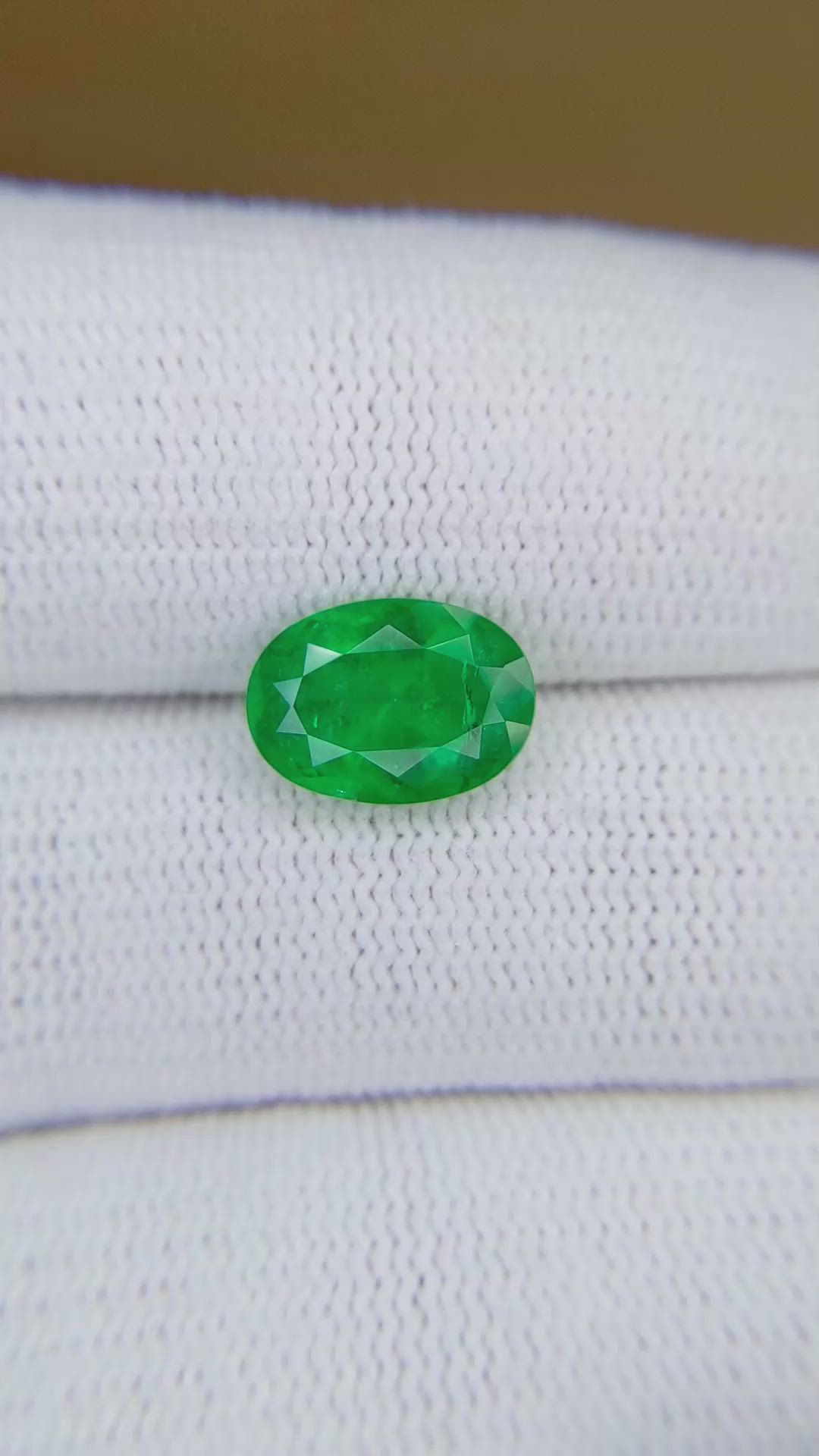 2.09 Ct. Emerald from Colombia Size Video