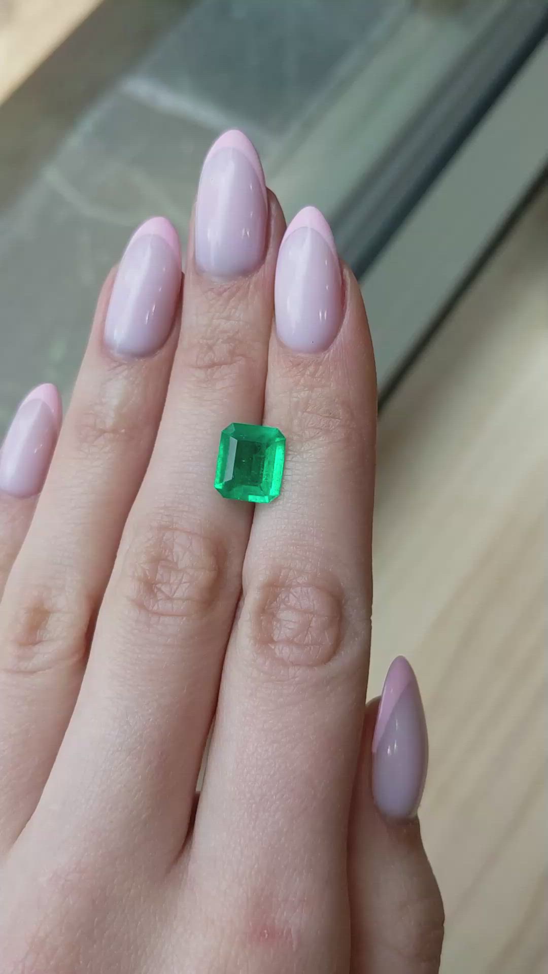 2.92 Ct. Emerald from Colombia Size Video