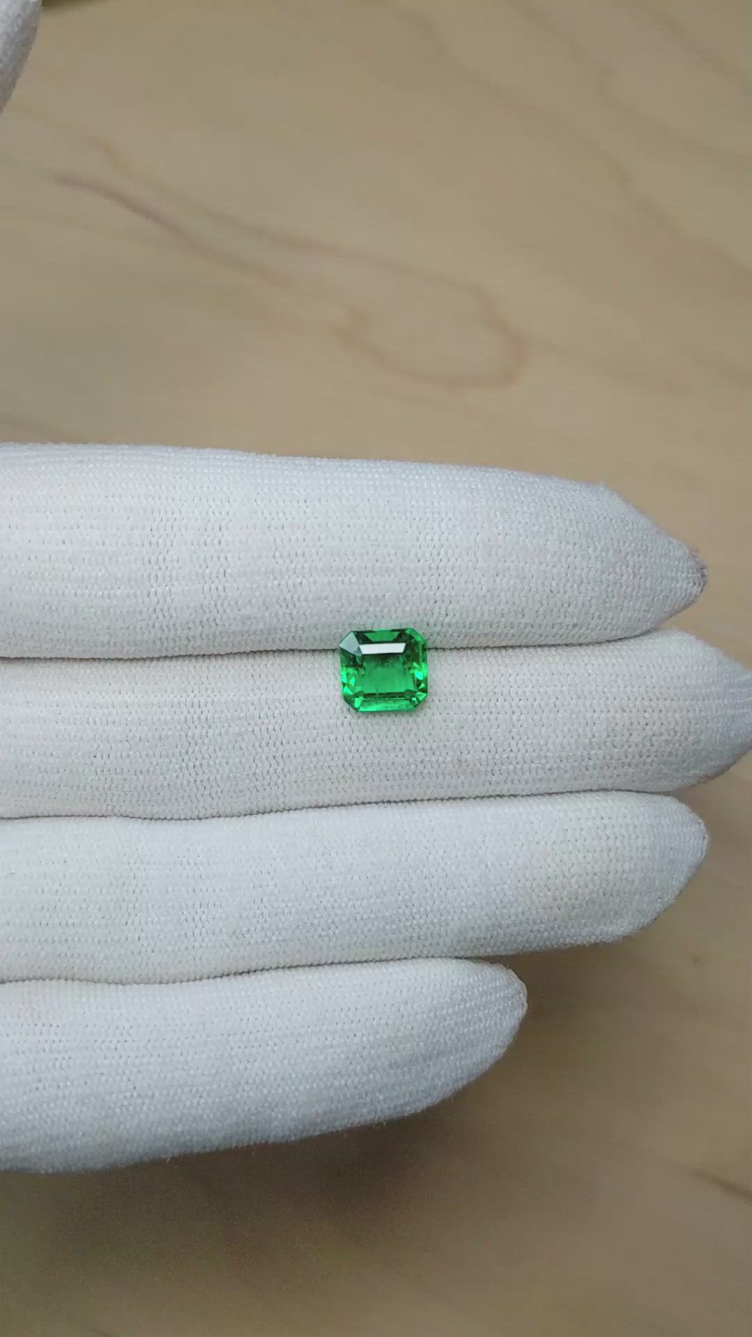 2.64 Ct. Emerald from Zambia Size Video