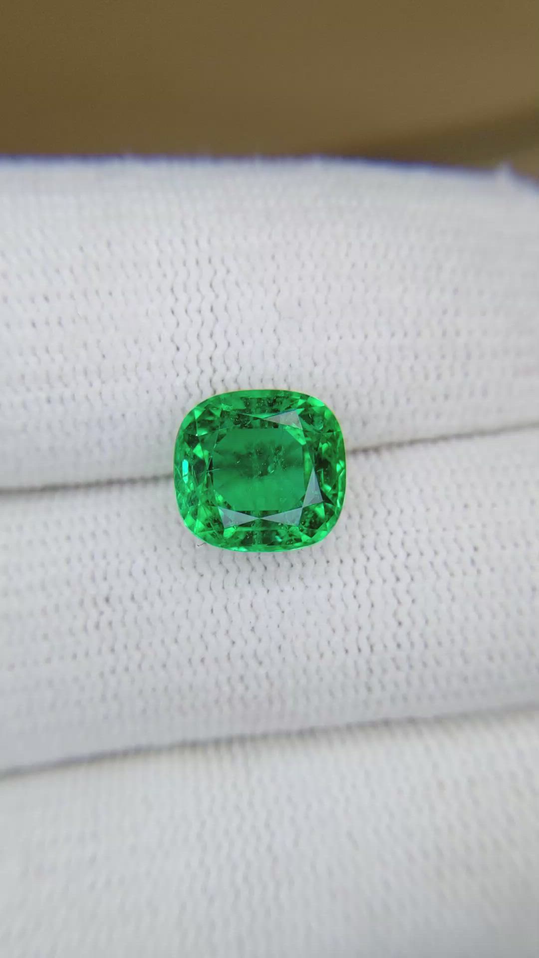 3.34 Ct. Emerald from Zambia Size Video