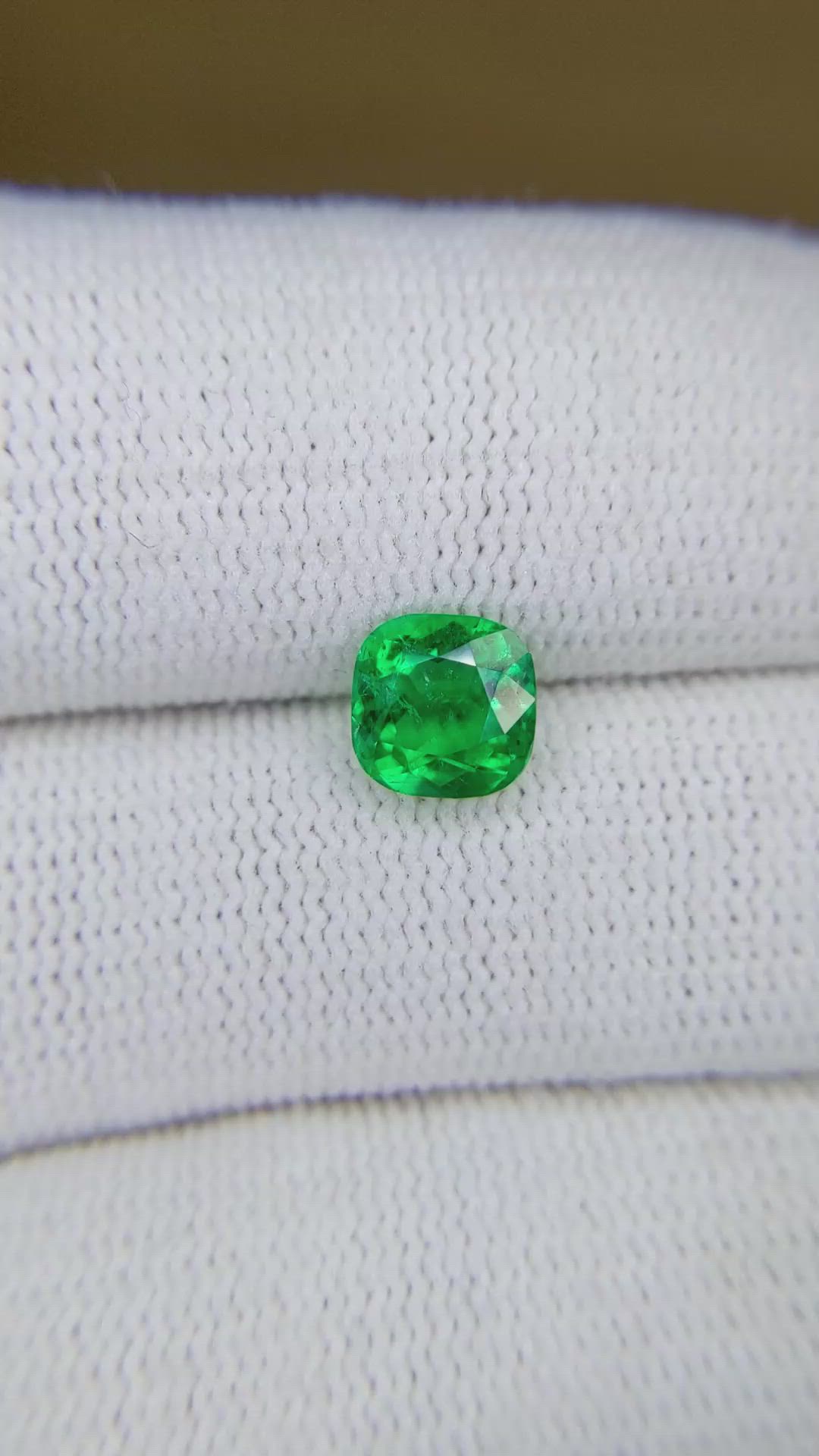 1.27 Ct. Emerald from Colombia Size Video
