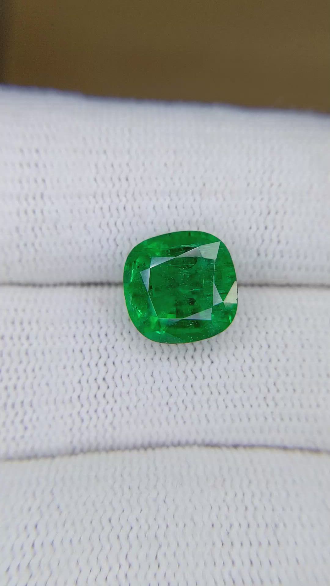 4.30 Ct. Emerald from Zambia Size Video