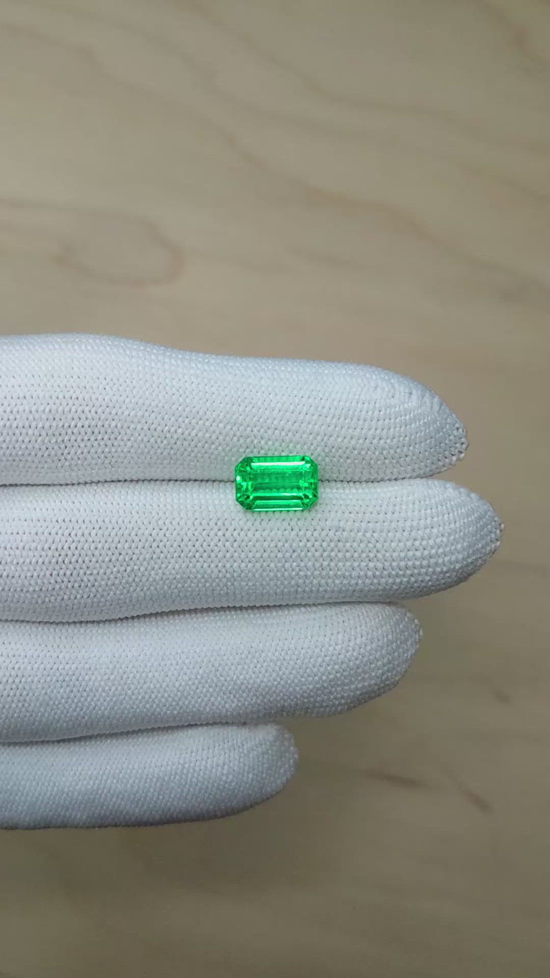 2.79 Ct. Emerald from Colombia Size Video