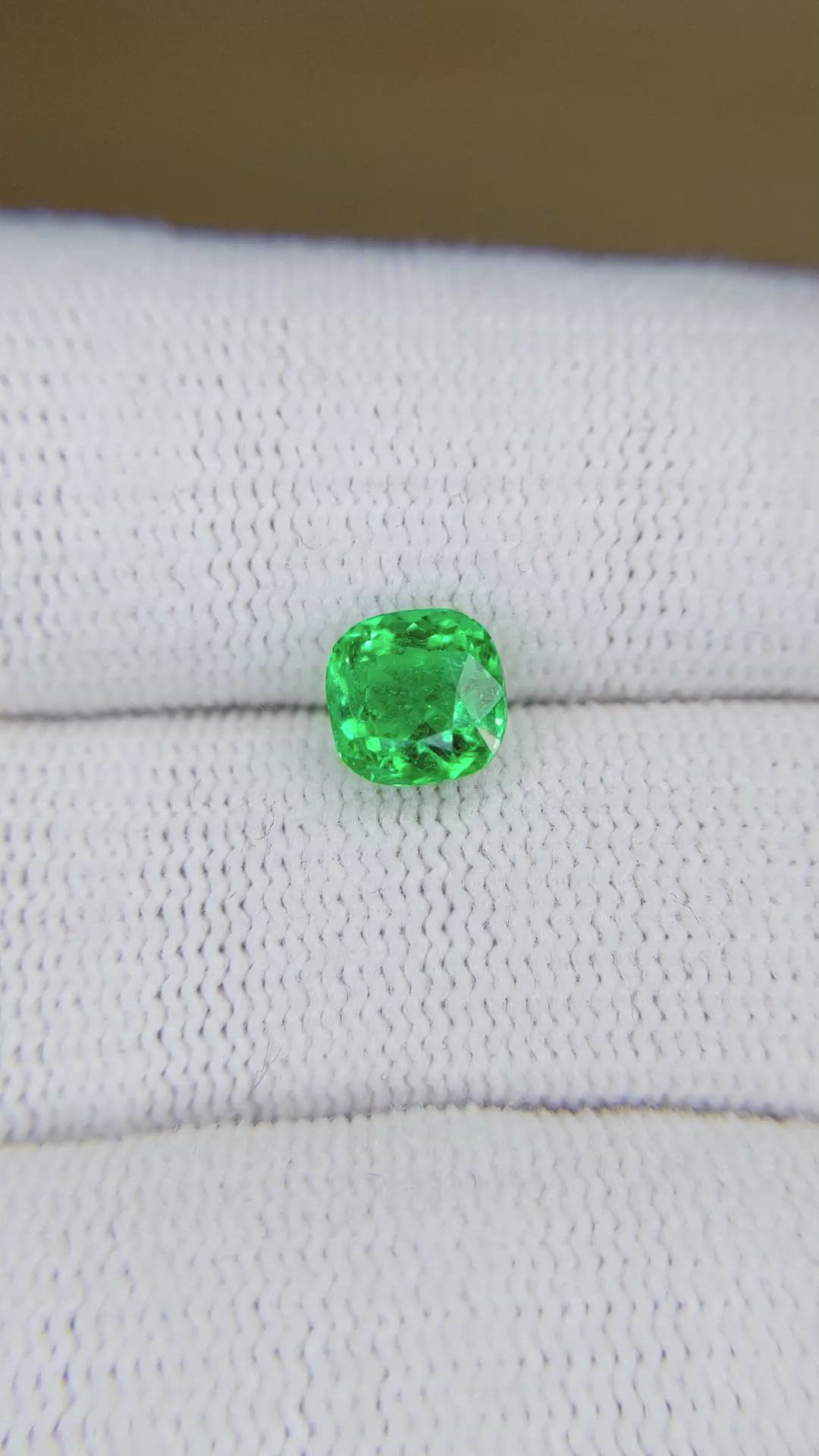1.34 Ct. Emerald from Colombia Size Video