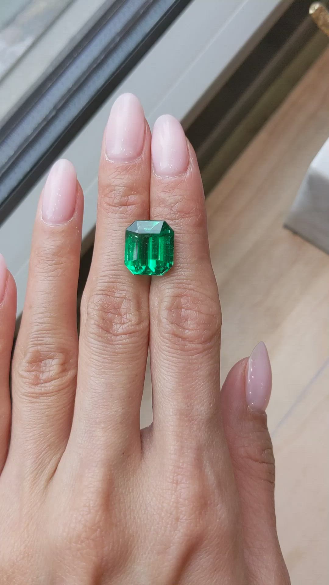 8.58 Ct. Emerald from Zambia Size Video
