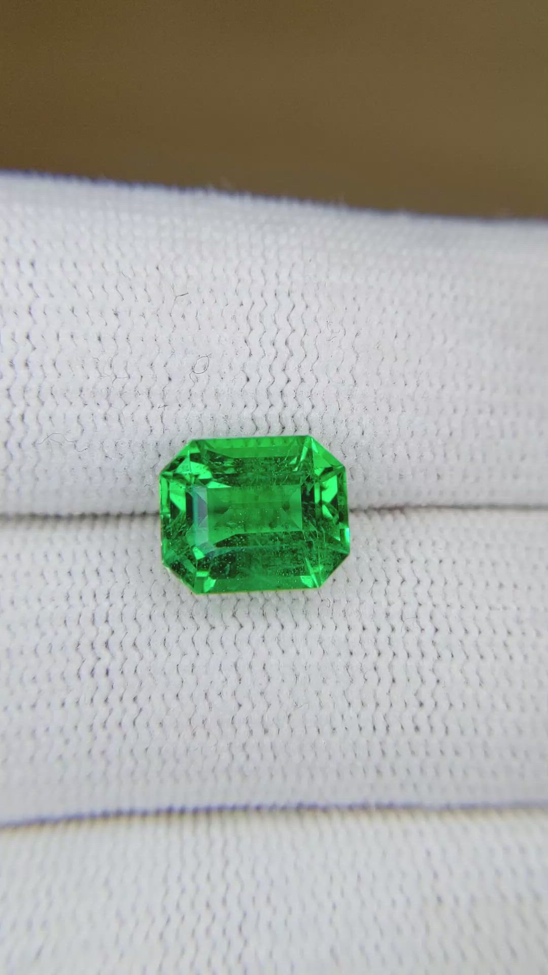 3.20 Ct. Emerald from Zambia Size Video
