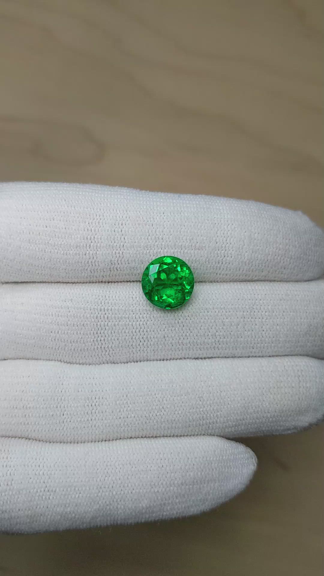 4.23 Ct. Emerald from Zambia Size Video