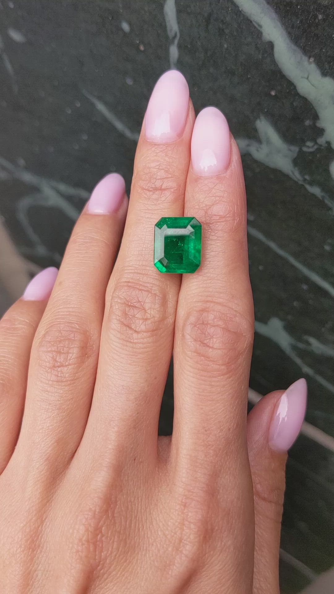 6.50 Ct. Emerald from Colombia Size Video