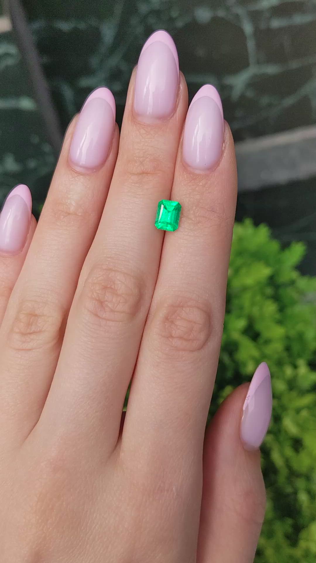 1.07 Ct. Emerald from Colombia Size Video