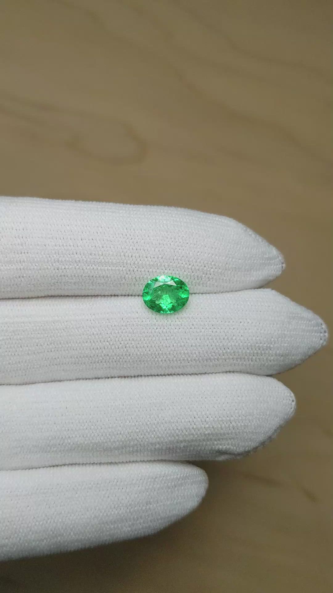 1.29 Ct. Emerald from Colombia Size Video