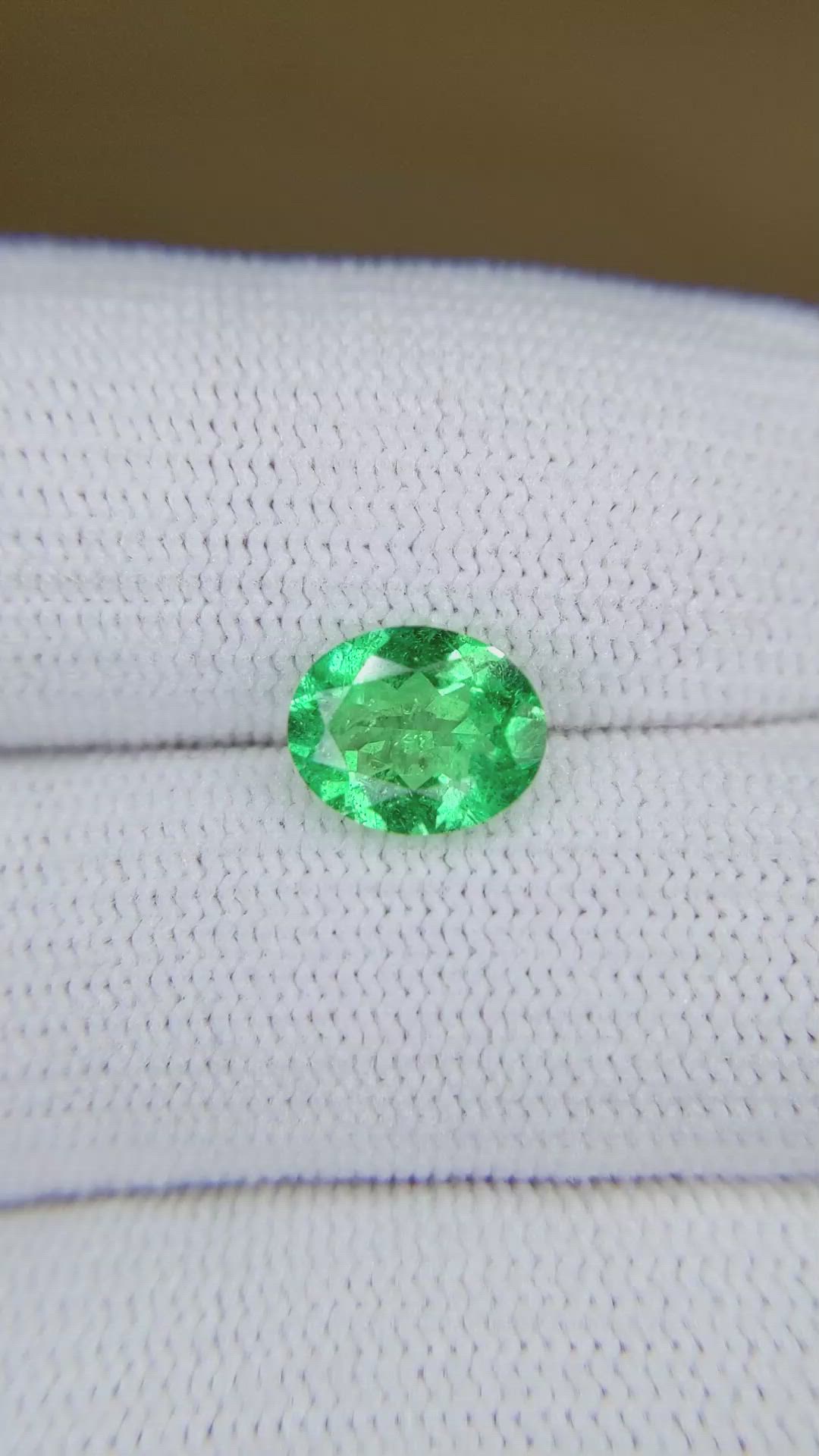 1.29 Ct. Emerald from Colombia Size Video
