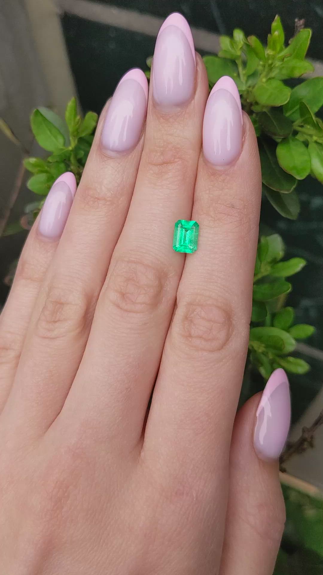 1.06 Ct. Emerald from Colombia Size Video