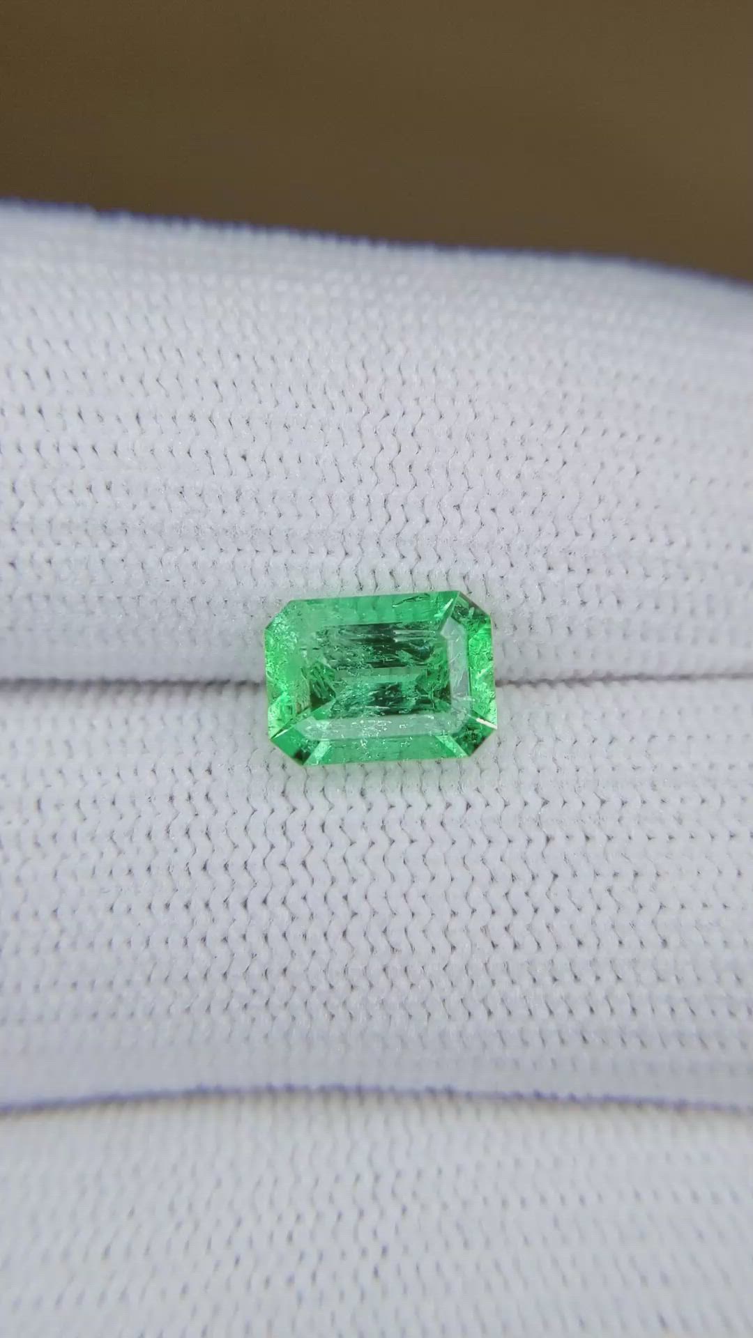 1.61 Ct. Emerald from Colombia Size Video