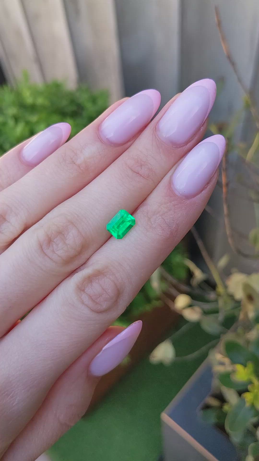 1.32 Ct. Emerald from Colombia Size Video