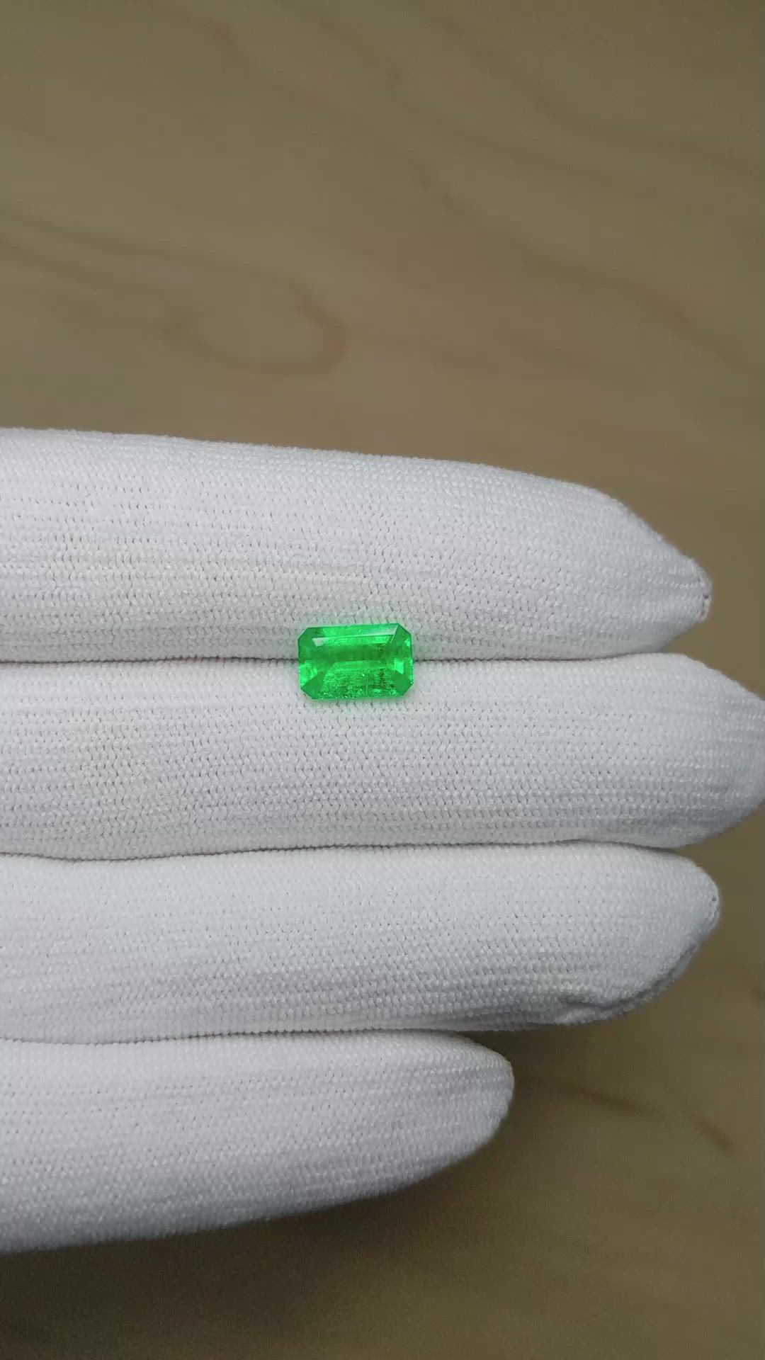 1.59 Ct. Emerald from Colombia Size Video