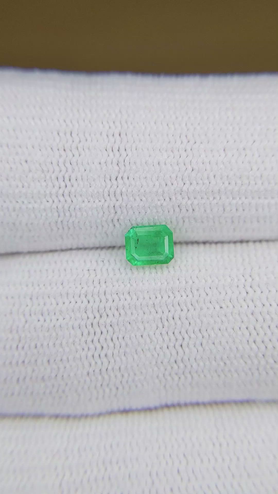 0.46 Ct. Emerald from Colombia Size Video