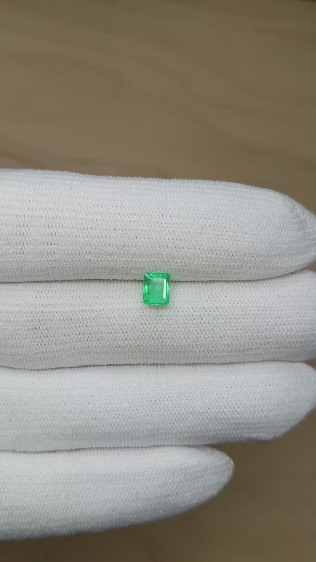 0.83 Ct. Emerald from Zambia Size Video
