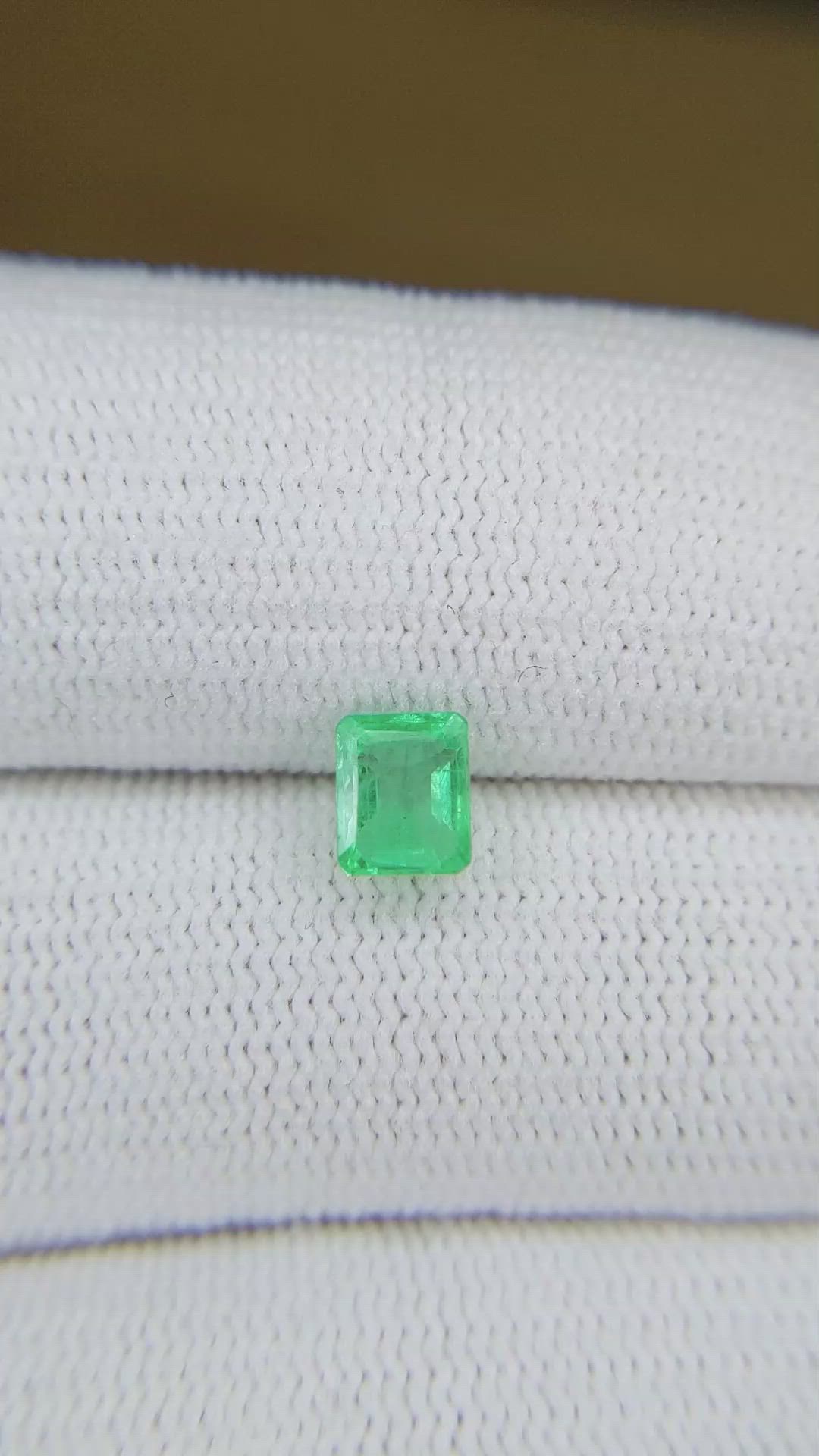 0.83 Ct. Emerald from Zambia Size Video