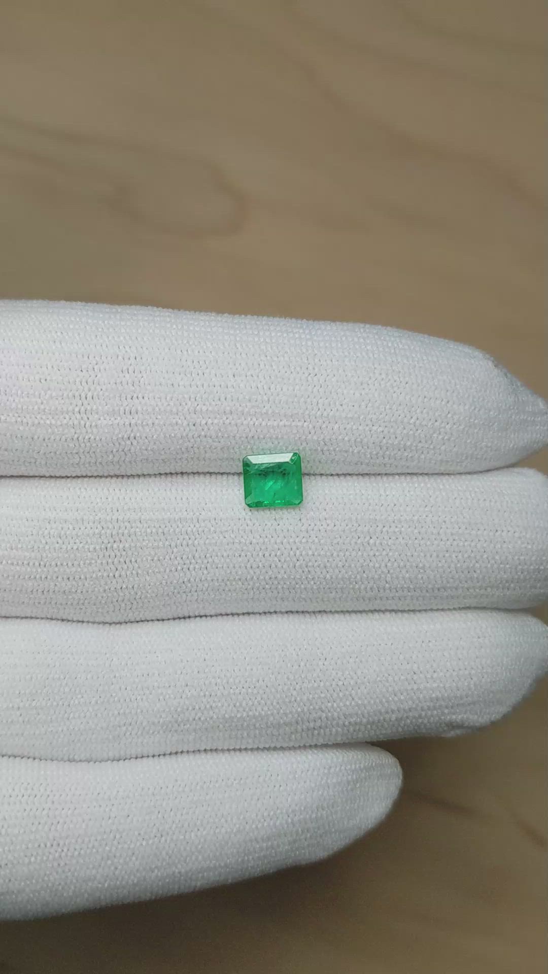 0.97 Ct. Emerald from Zambia Size Video
