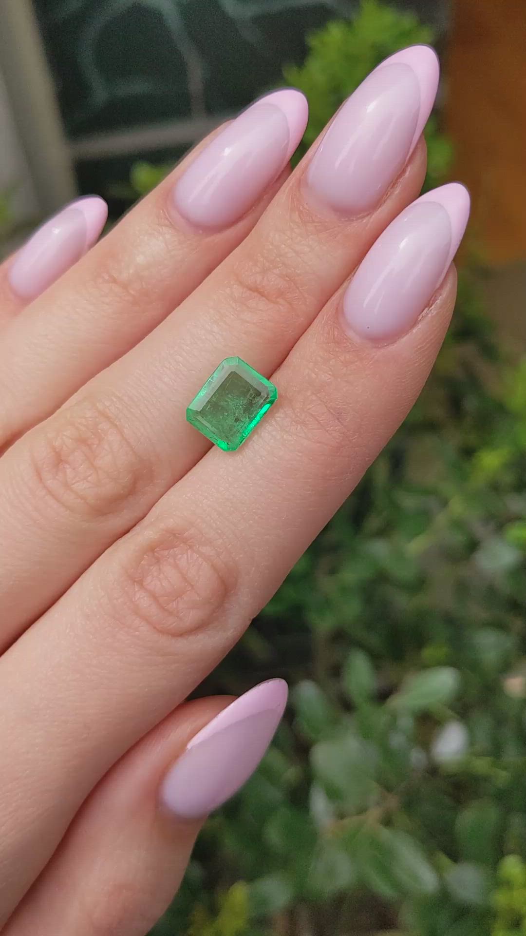 2.73 Ct. Emerald from Colombia Size Video