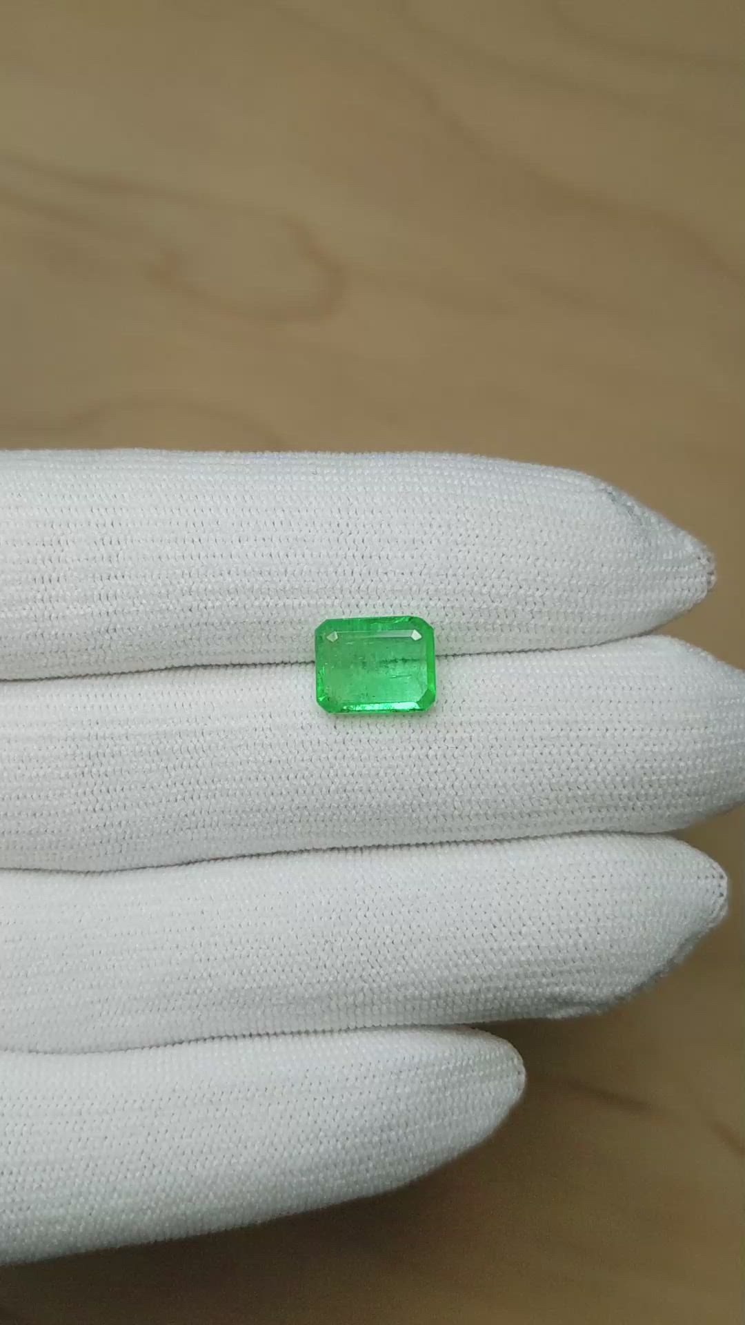 2.73 Ct. Emerald from Colombia Size Video