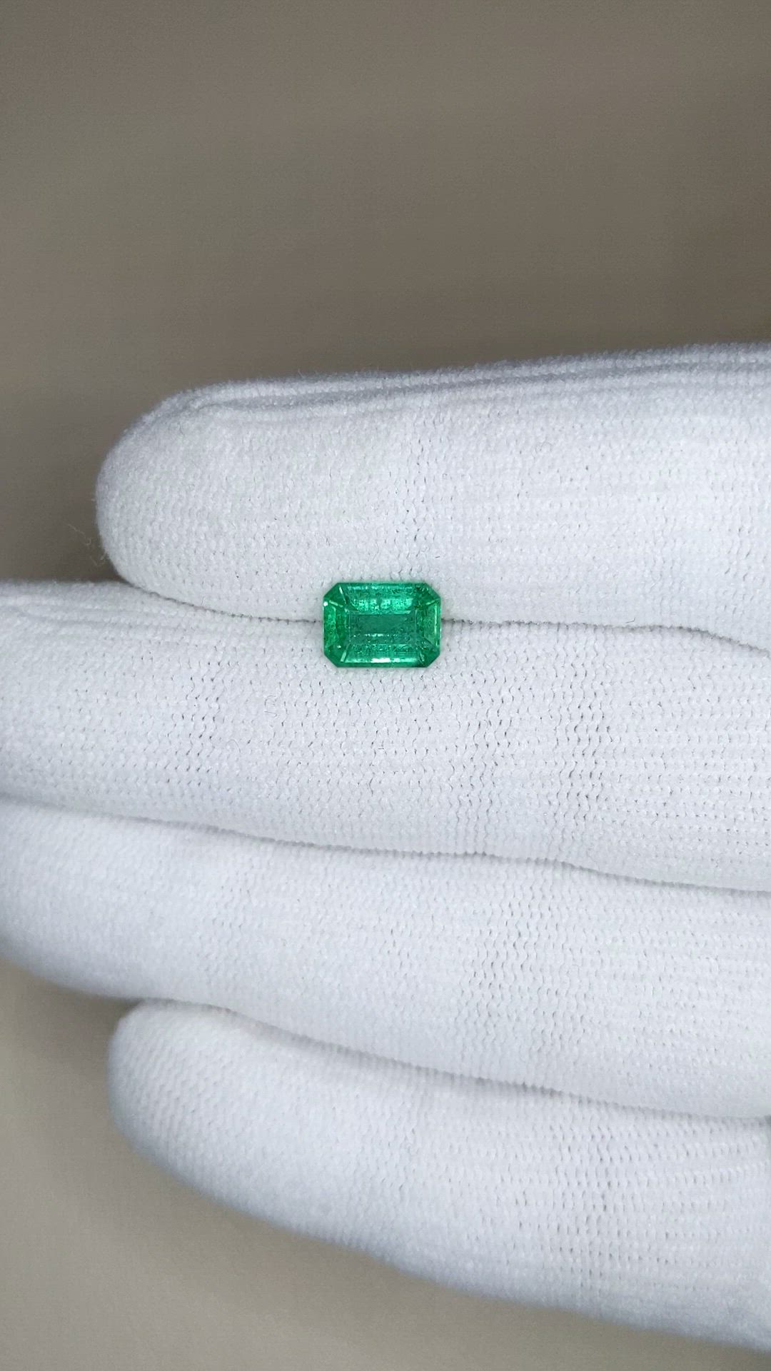 1.27 Ct. Emerald from Zambia Size Video