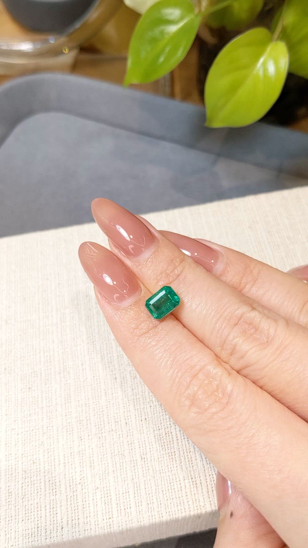 1.76 Ct. Emerald from Zambia Size Video