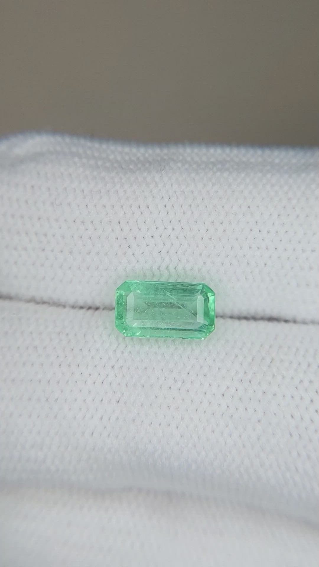 1.58 Ct. Emerald from Nigeria Size Video