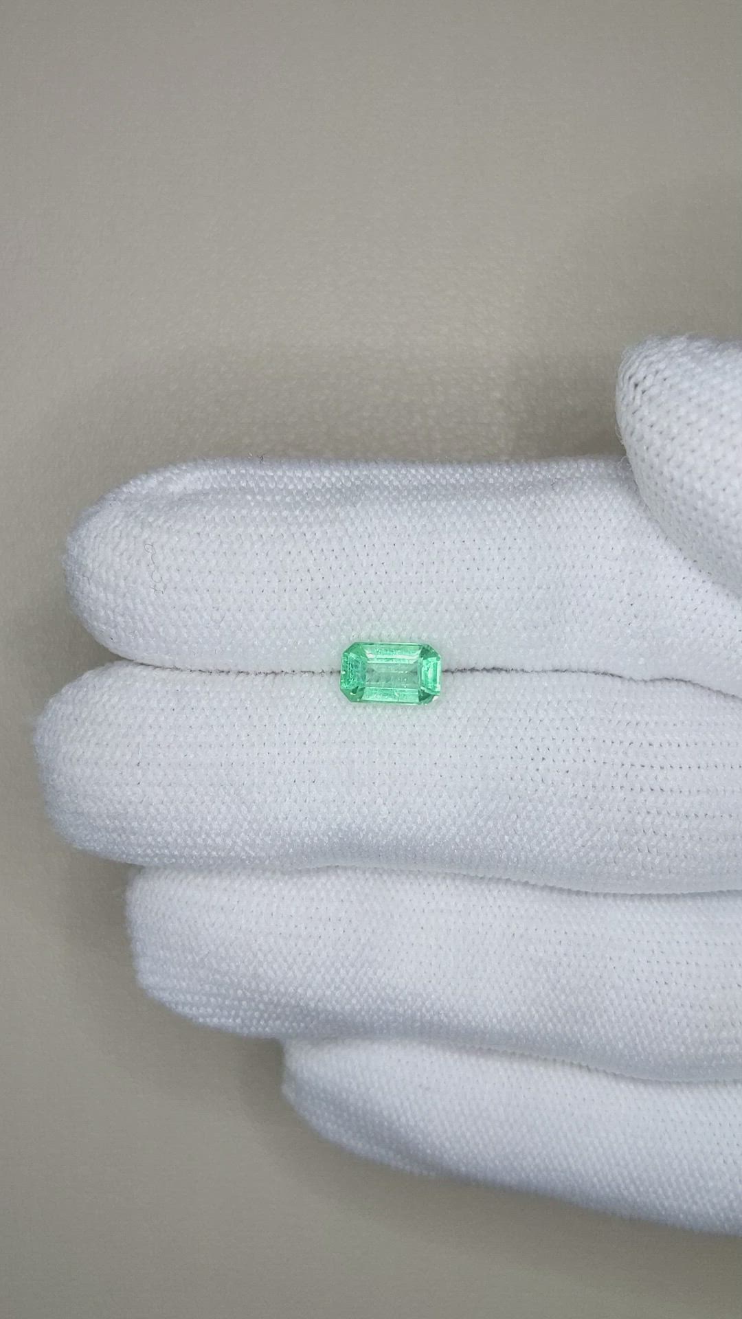 1.01 Ct. Emerald from Nigeria Size Video