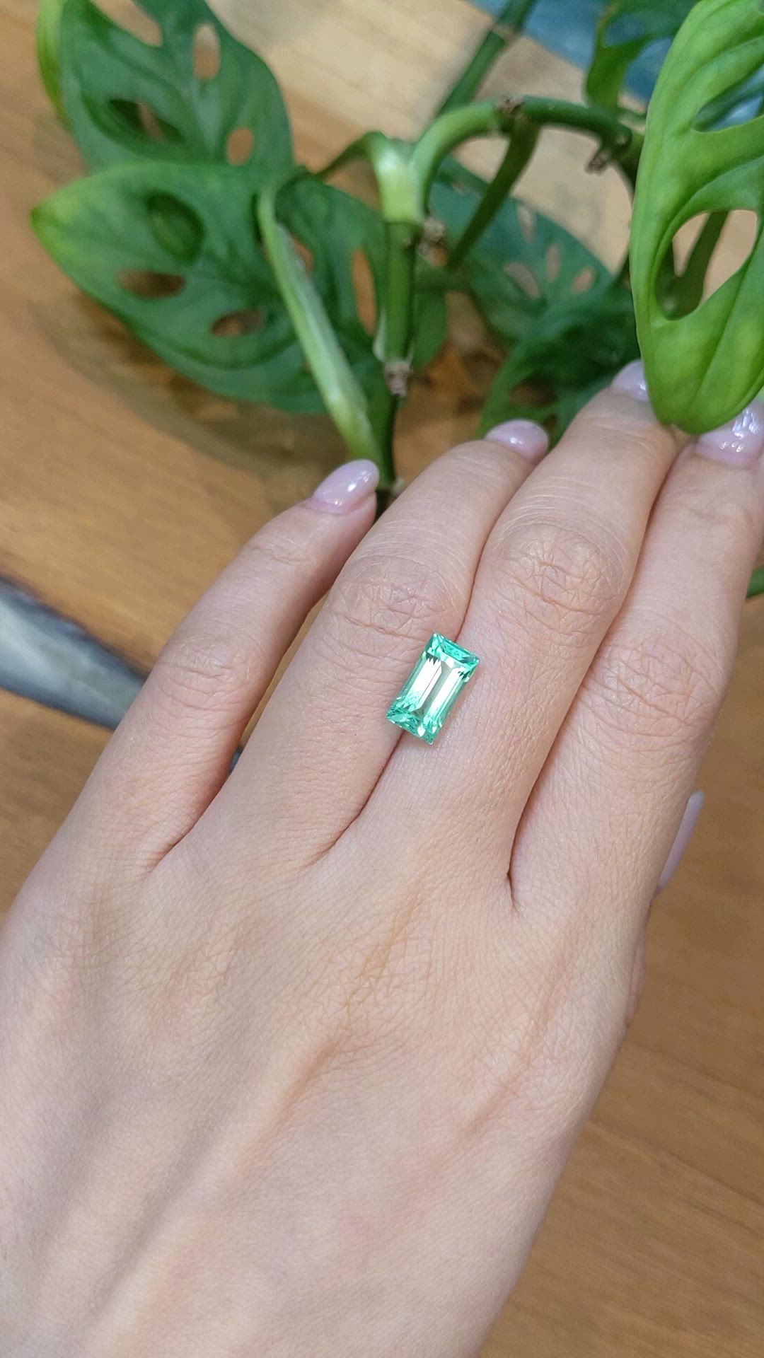2.77 Ct. Emerald from Nigeria Size Video