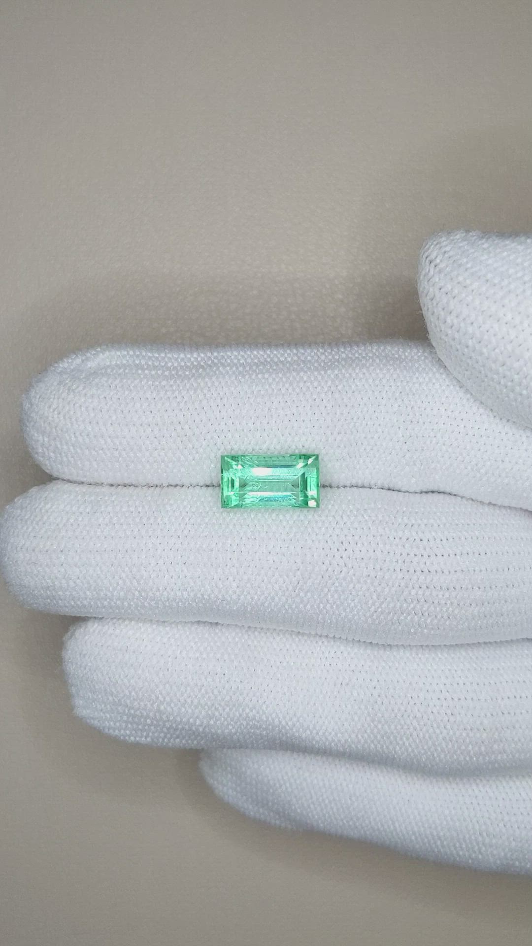 2.77 Ct. Emerald from Nigeria Size Video