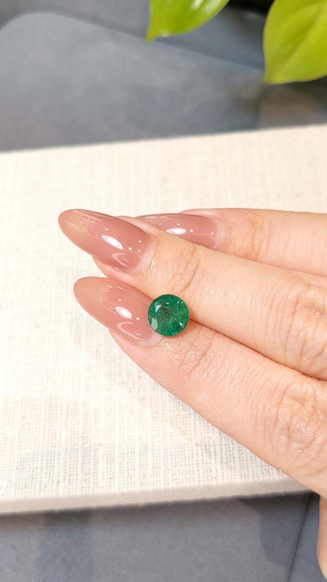 1.73 Ct. Emerald from Zambia Size Video