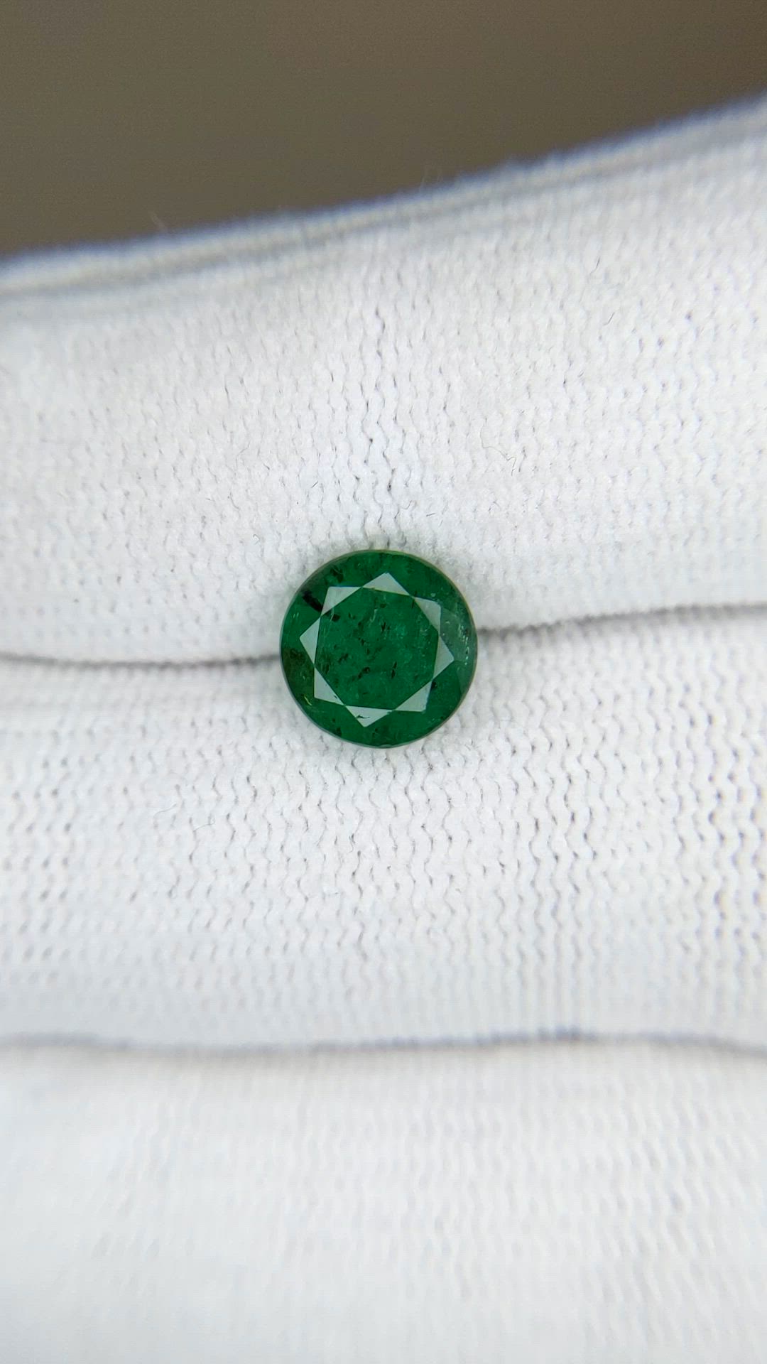 2.00 Ct. Emerald from Zambia Size Video