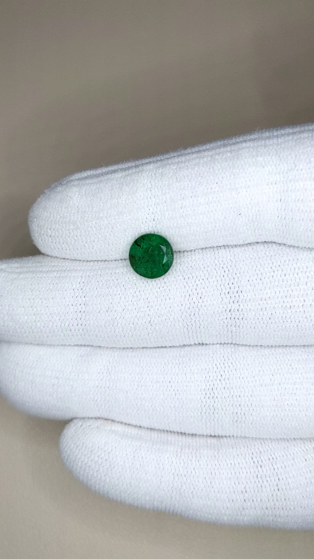 2.00 Ct. Emerald from Zambia Size Video