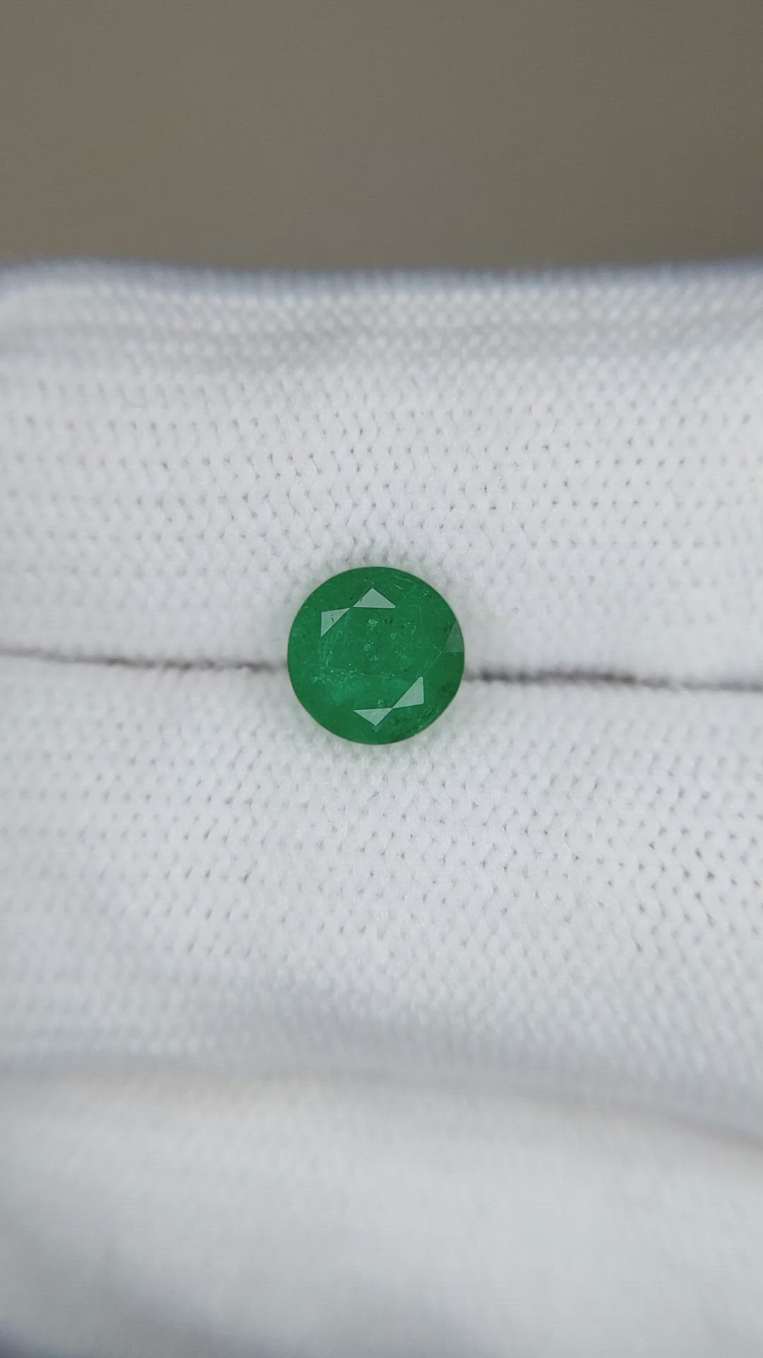 1.27 Ct. Emerald from Zambia Size Video