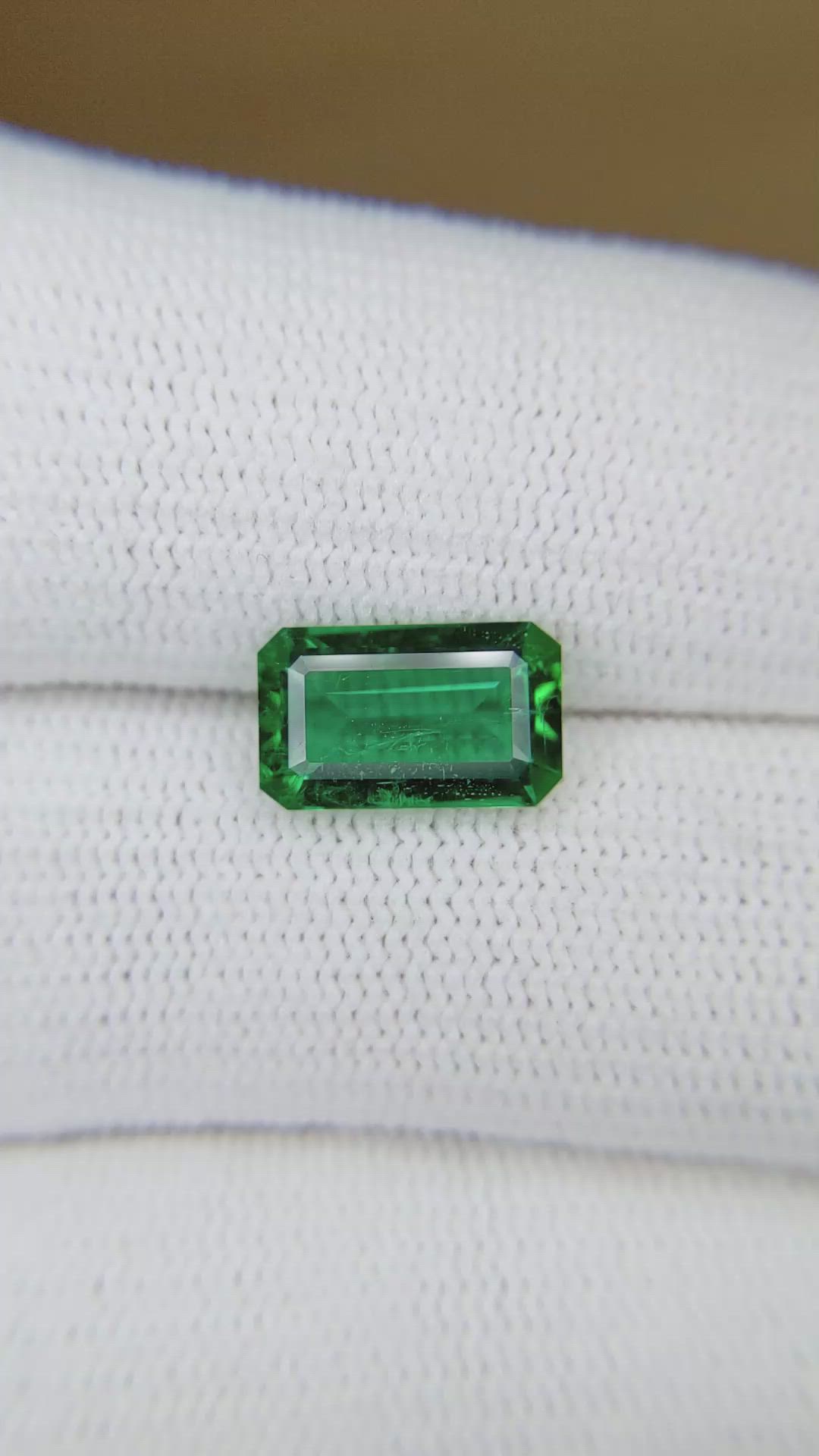 2.05 Ct. Emerald from Zambia Size Video
