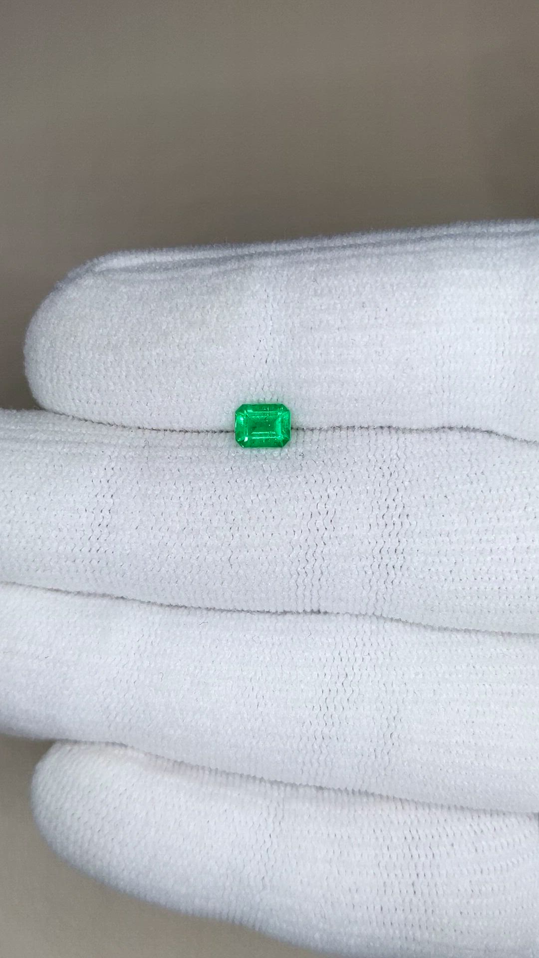 0.44 Ct. Emerald from Afghanistan Size Video