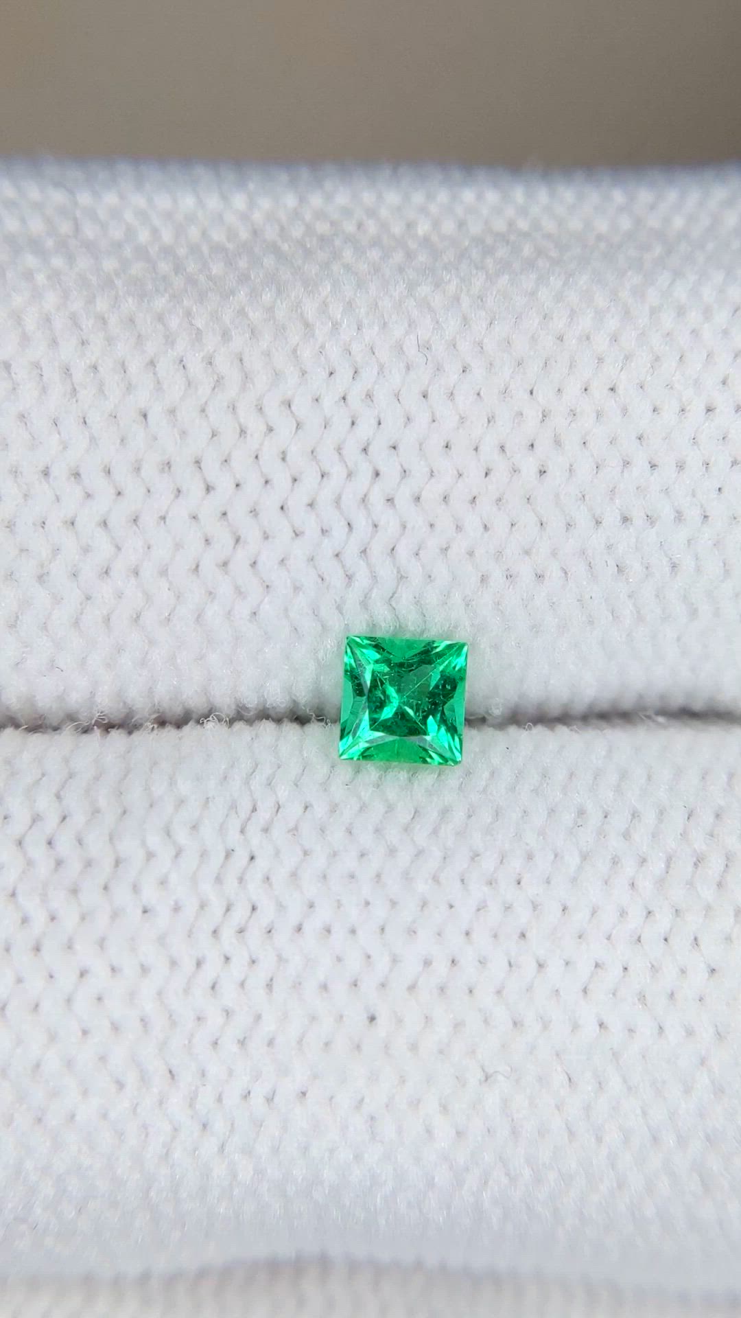 0.18 Ct. Emerald from Afghanistan Size Video