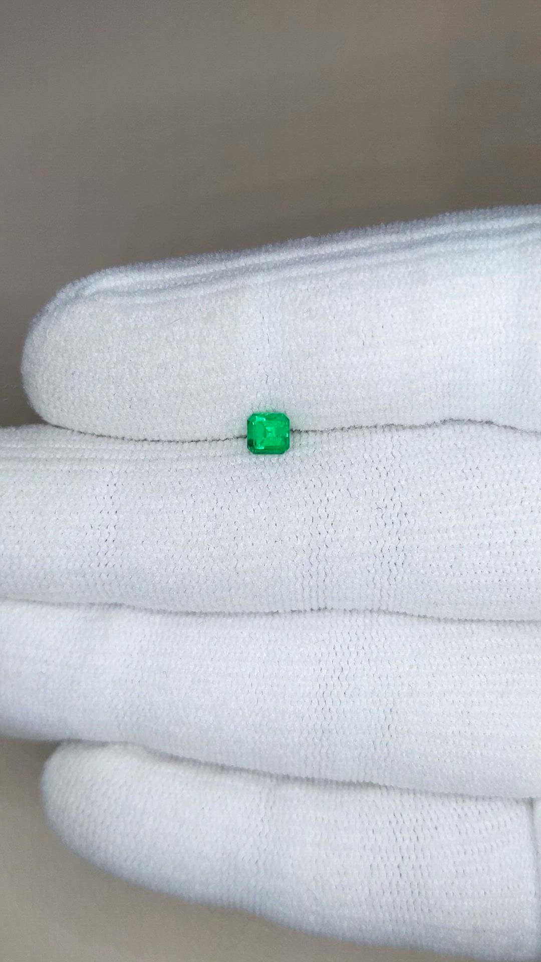0.26 Ct. Emerald from Afghanistan Size Video