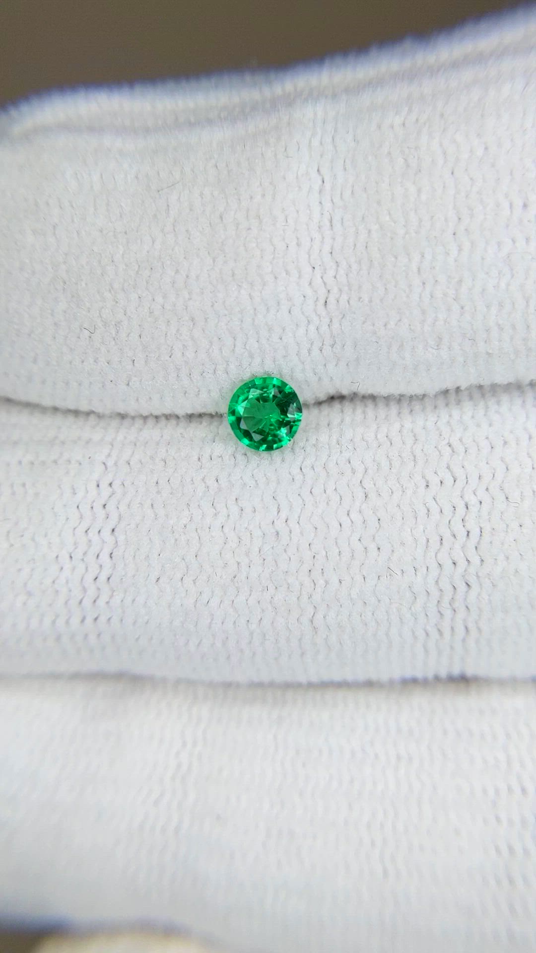 0.22 Ct. Emerald from Afghanistan Size Video