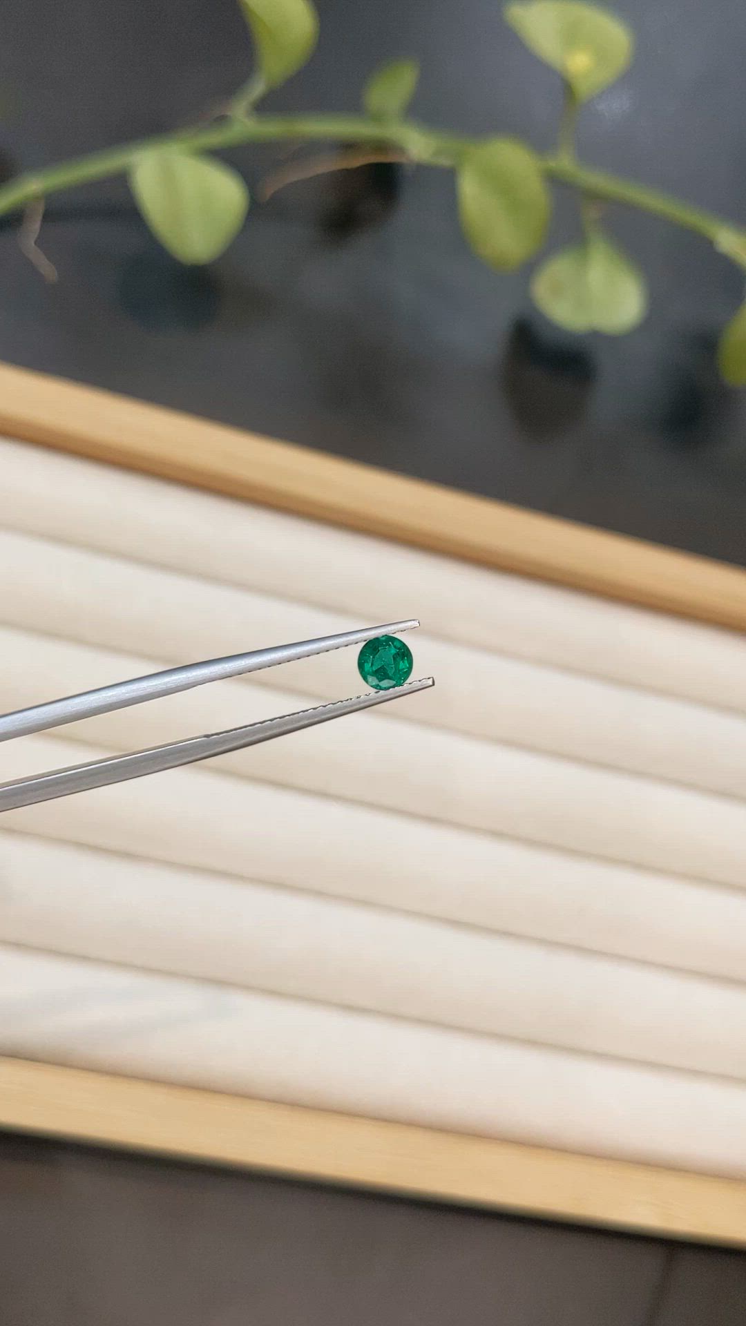 0.45 Ct. Emerald from Afghanistan Size Video