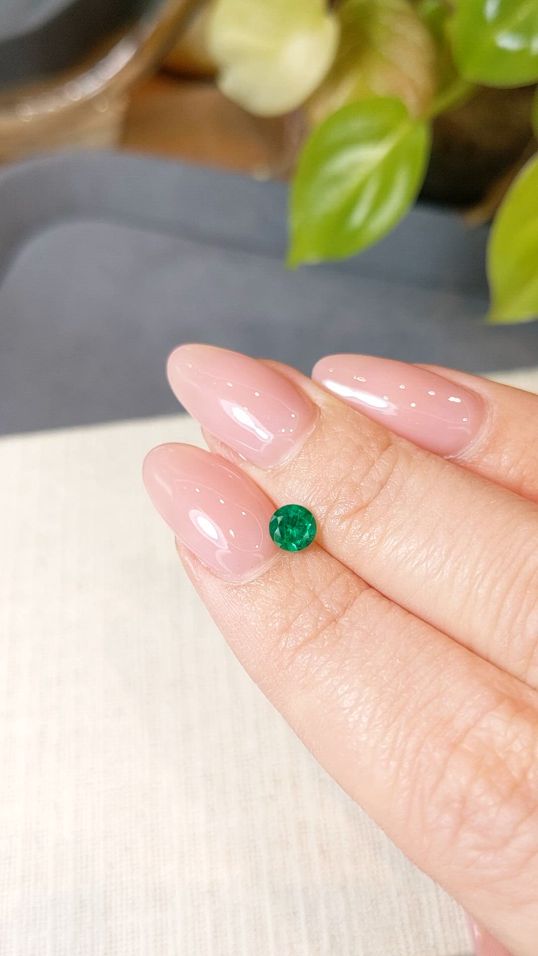0.35 Ct. Emerald from Afghanistan Size Video