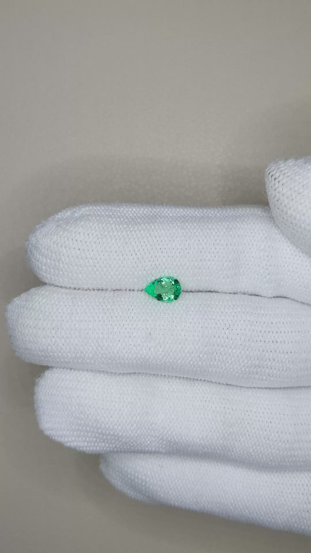 0.46 Ct. Emerald from Afghanistan Size Video