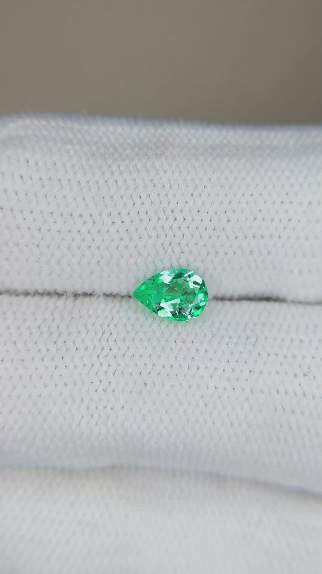 0.46 Ct. Emerald from Afghanistan Size Video